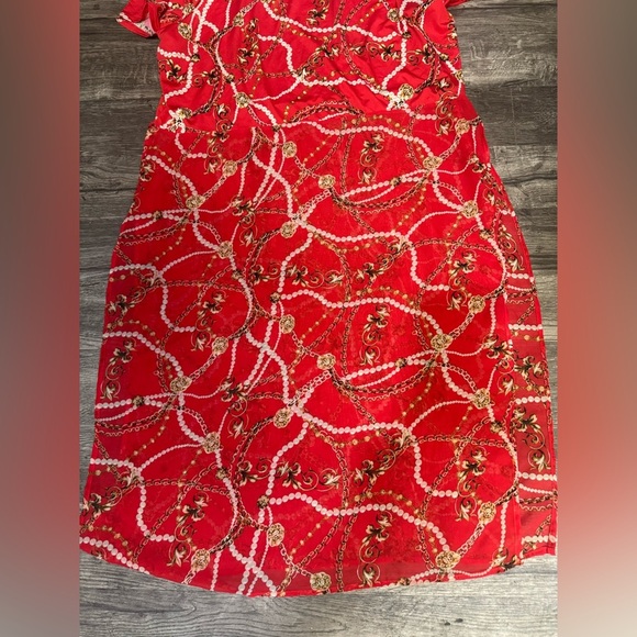 Elegant Red Kids Dress - Picture 7 of 8